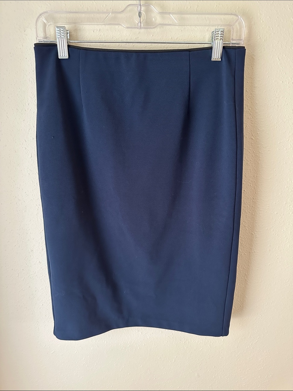 Classic Navy Pencil Skirt - Professional Women's Wear
